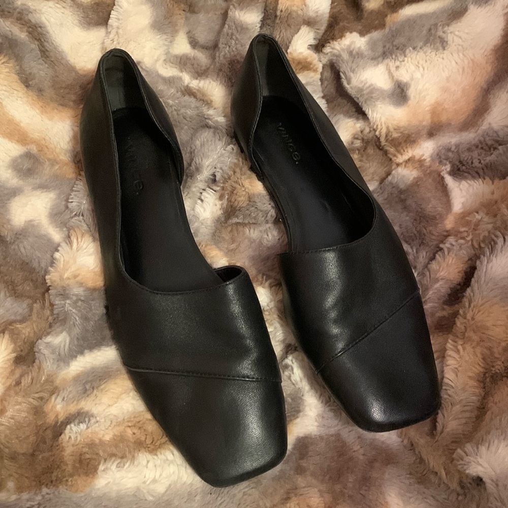 VINCE Black Leather Cyder Flats — 8M / EUR 38